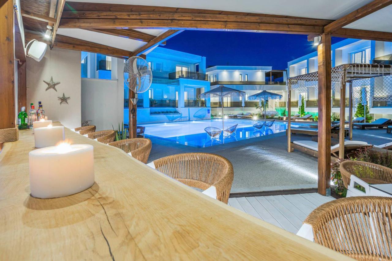 公寓 Mirablue Luxury Residences (adults Only)